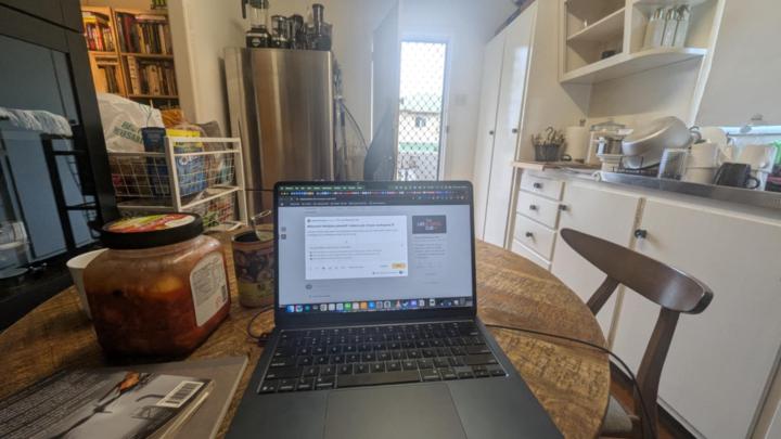 Welcome! Introduce yourself + share a photo of your workspace π