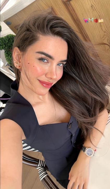 Elena Camila