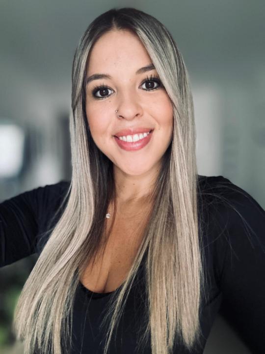 Yanina Briones