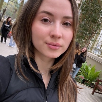 Juli Vas