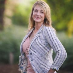 Shaunelle Roeber
