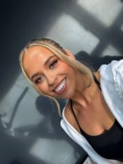 Leah Thomson