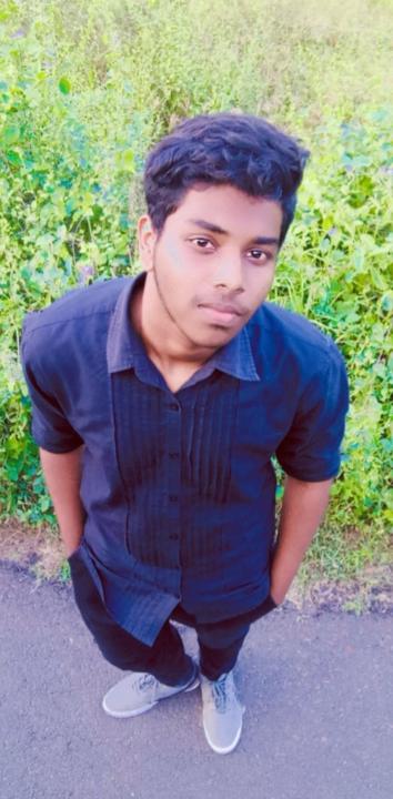 Chandru R