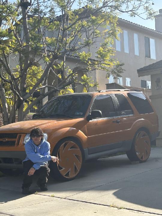 Victor Rojo-Kratochvil