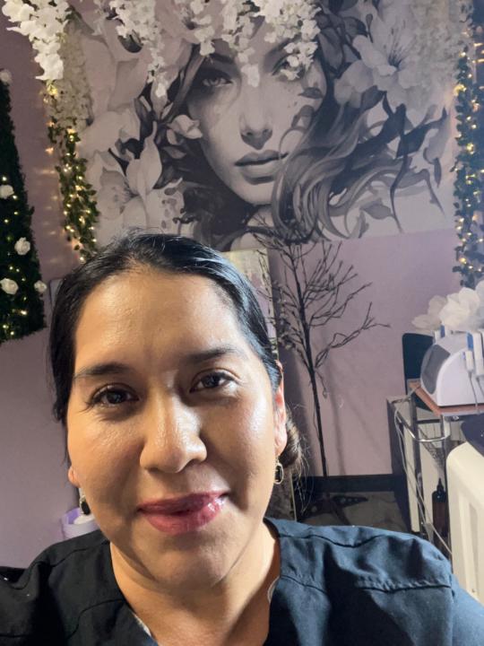 Mary Llamaz