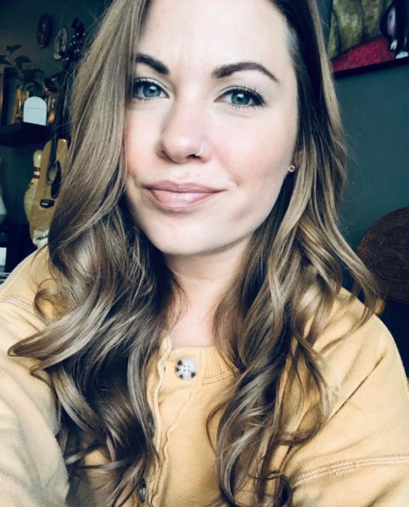 Sarah J Hegglin