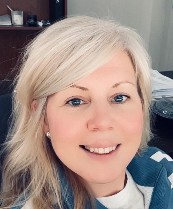 Heather Lewis