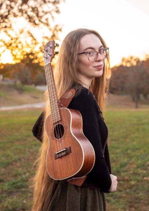 Lindsey Miller