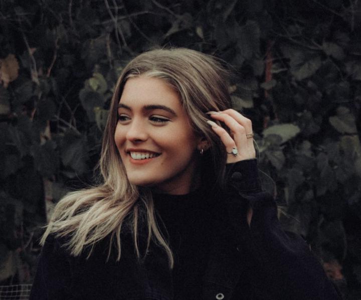 Annie Davis