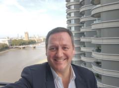 Simon Jones