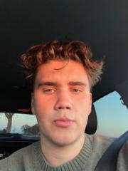 Bastian Skov