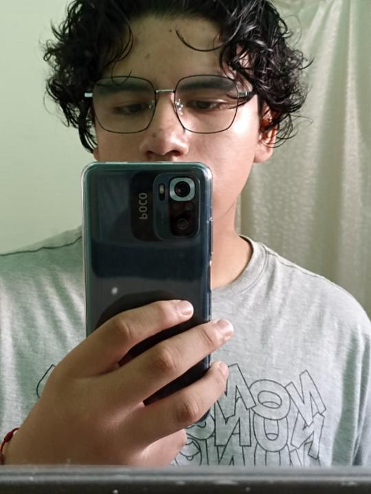 Maximiliano Europa V.