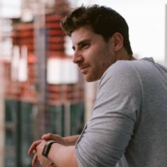 Daniel Breez
