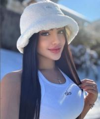 Luciana Le