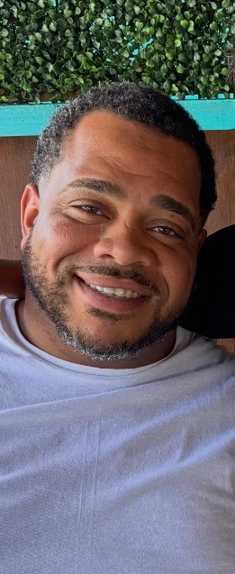 Emilio Flores