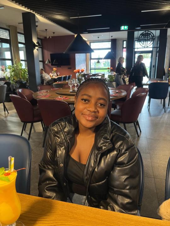 Ruvimbo Maureen Kamutingondo