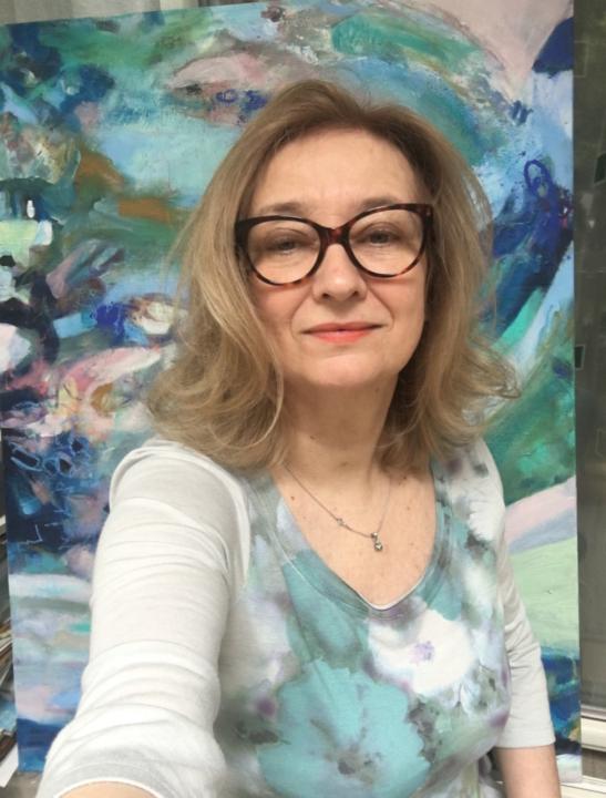 Introduce Yourself & Share Your Creative World