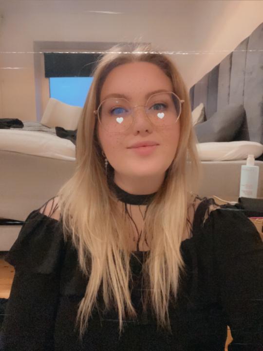 Anne Nichum