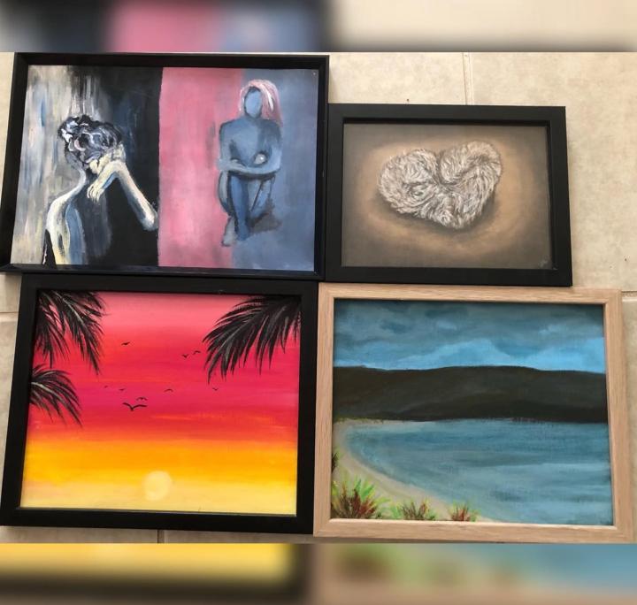 Small artist 