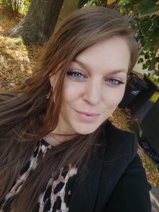 Nadine Müller