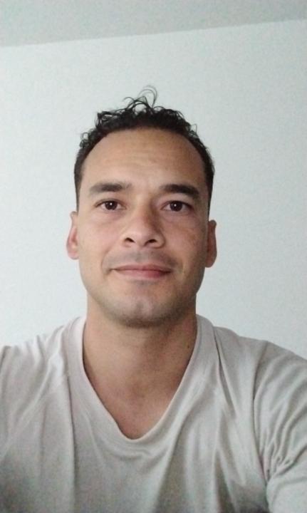 Gabriel Salazar