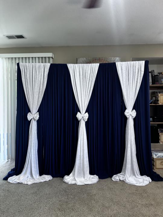 This is my first draping design in did in July for a birthday party. I don’t think I did too bad! However I am open to suggestions ❤️