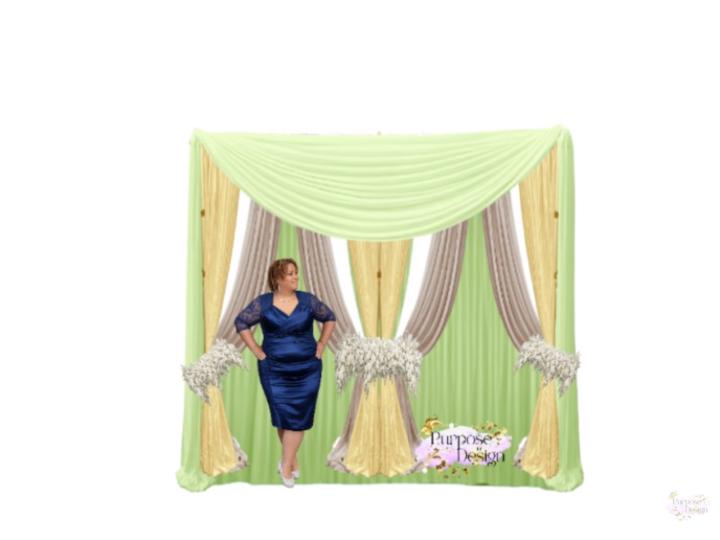 A Touch of Gold (Green Collection)