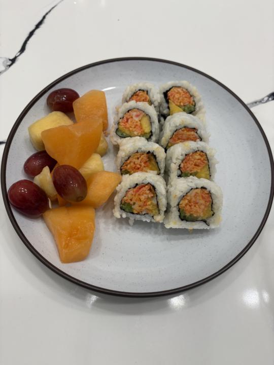Sushi mango rolls