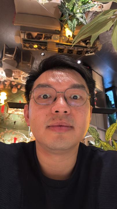 Ivan Lo