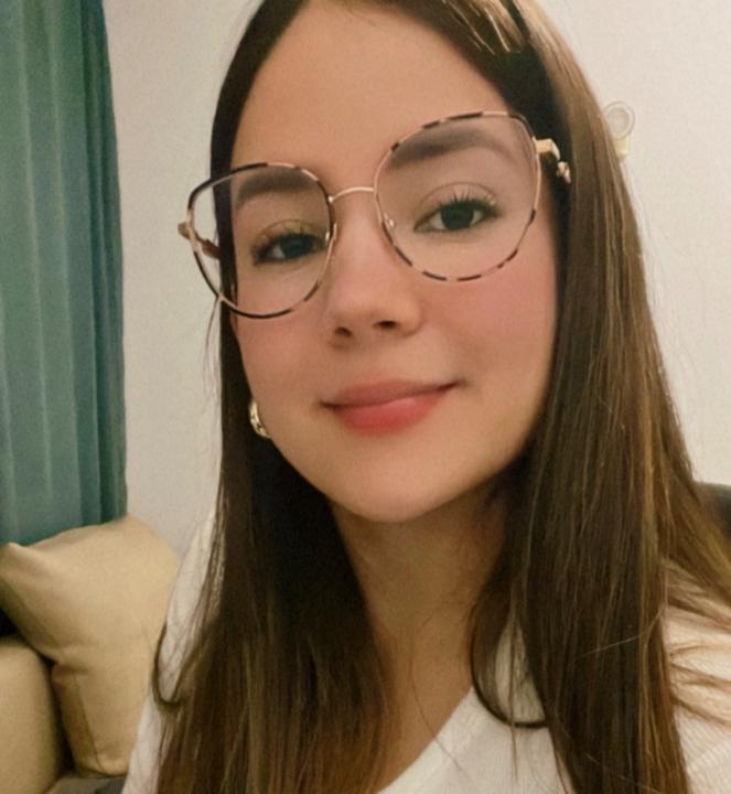 Valentina Castro