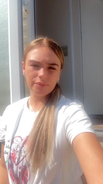 Carly Edwards