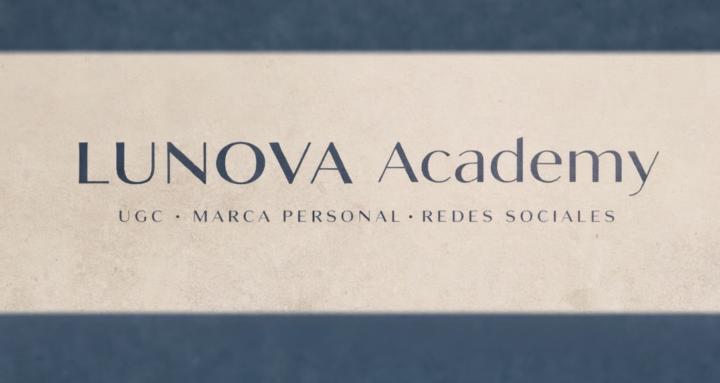 Lunova Academy