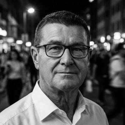 Dirk Steffen Hartmann