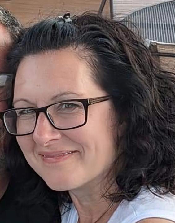 Denise Luhrs