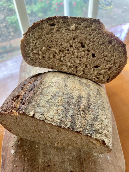 100% wholemeal wheat flour loaf 
