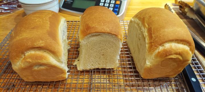 Japanese milk bread (Shokupan)