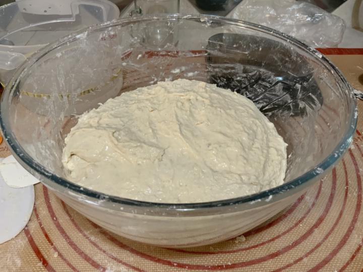 HELP . When do you divide the dough , please.