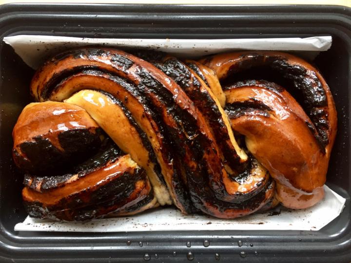 Alright, bakers. It's time for the Bread Debate.