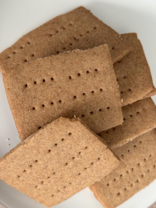 Simple cheesecake with homemade graham crackers. 