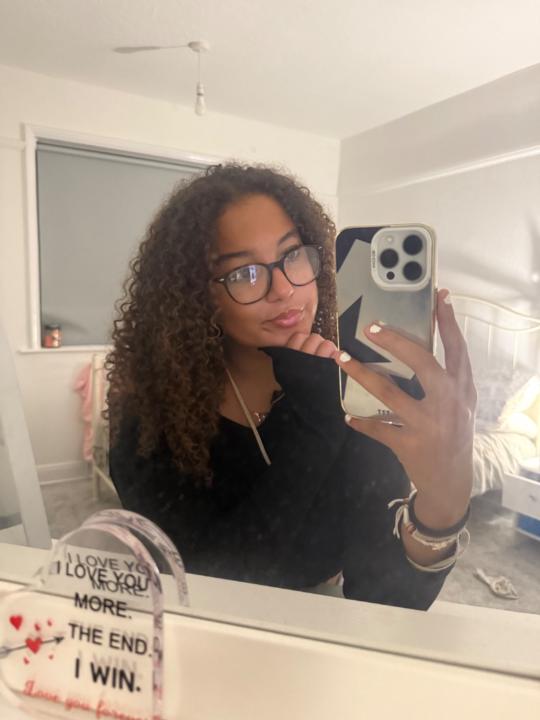 Eva Buwu
