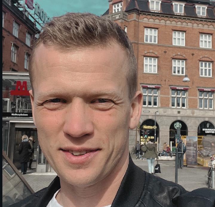 Lars Holmen Tvergaard
