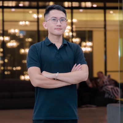 Nguyễn Trần Việt Hoàng