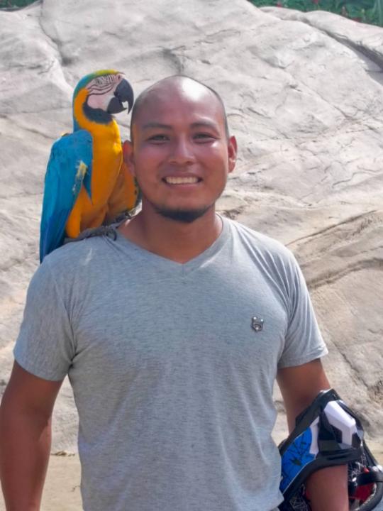 Alexander Alvarado