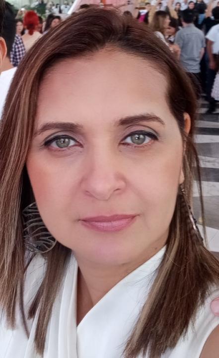 Elizabeth Santiago