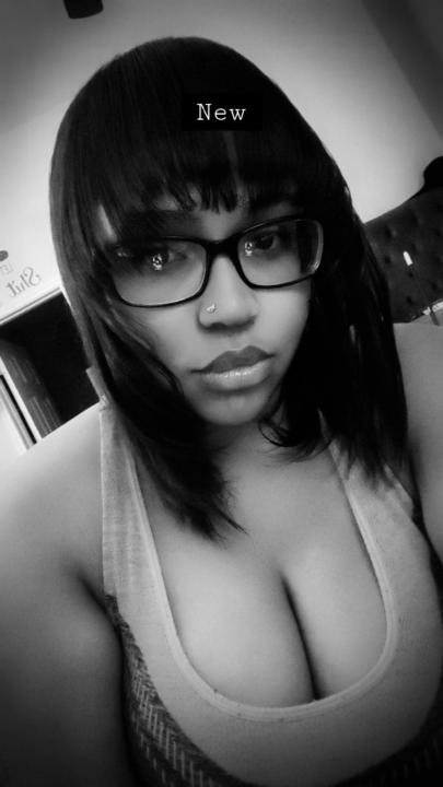 Necole Farve