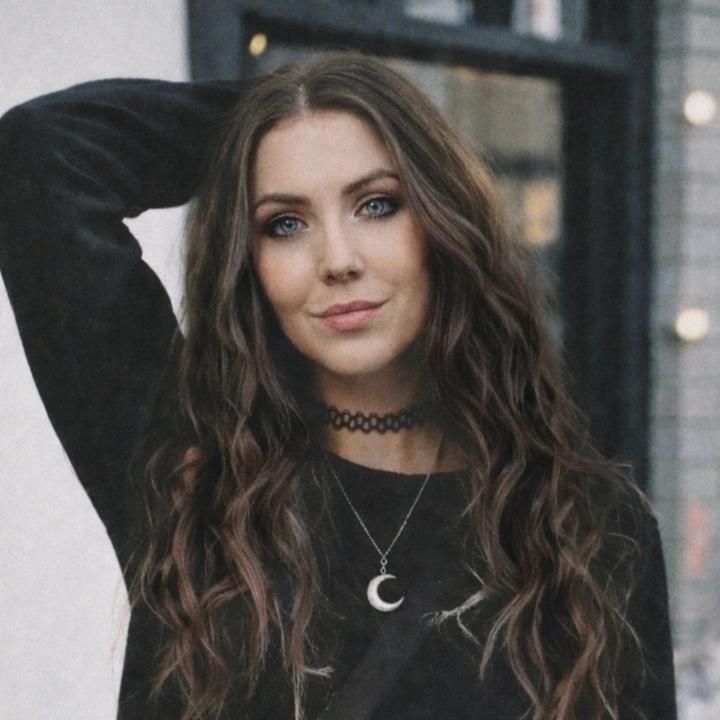 Roslynd Brown