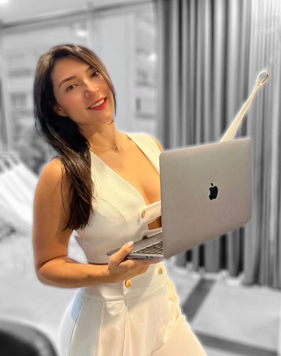 Paula Hidalgo