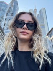 Esra Tezcan