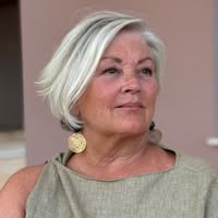 Karin Edwards