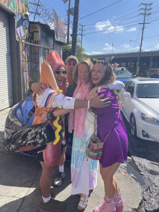 What is your fav part of the IRL events?? And if you have t been yet, what do you think it would be your favorite part? For me, it’s the hugs 🤗🥰